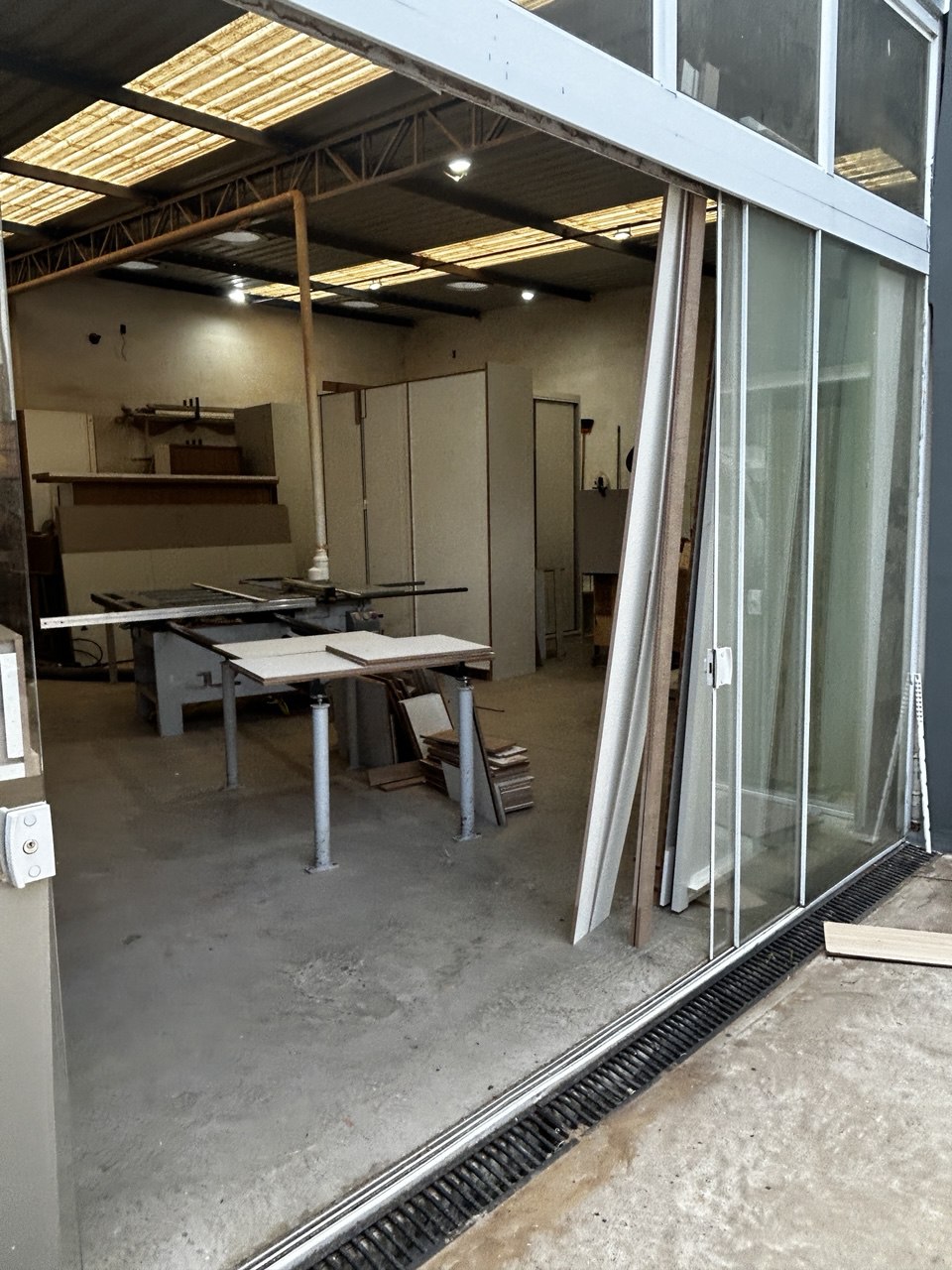 Fachada da empresa mobile